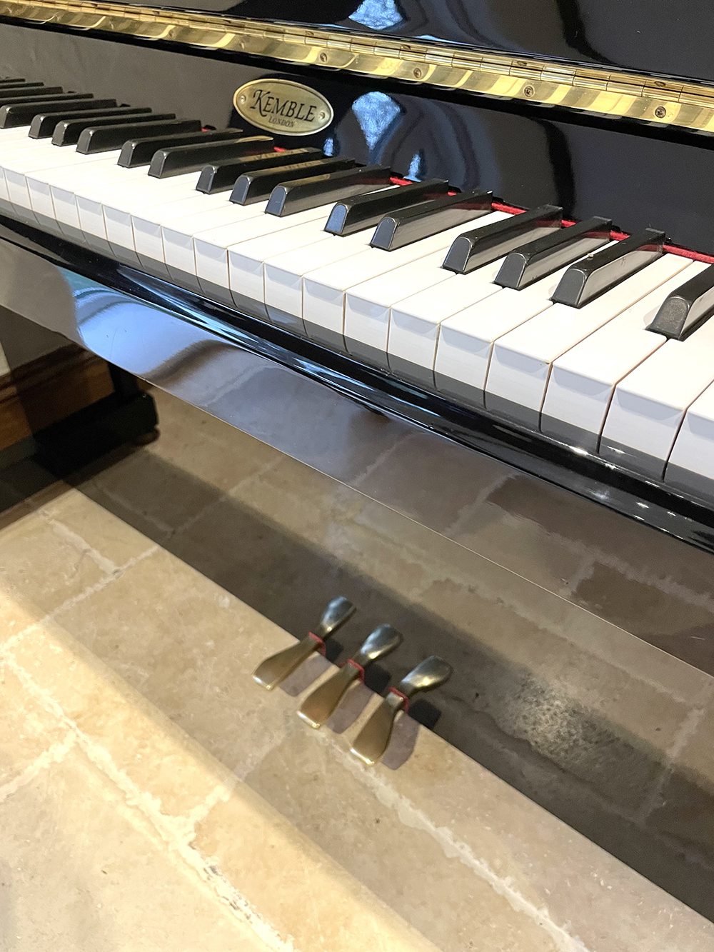 Yamaha Kemble Oxford upright piano - SOLD - Image 4