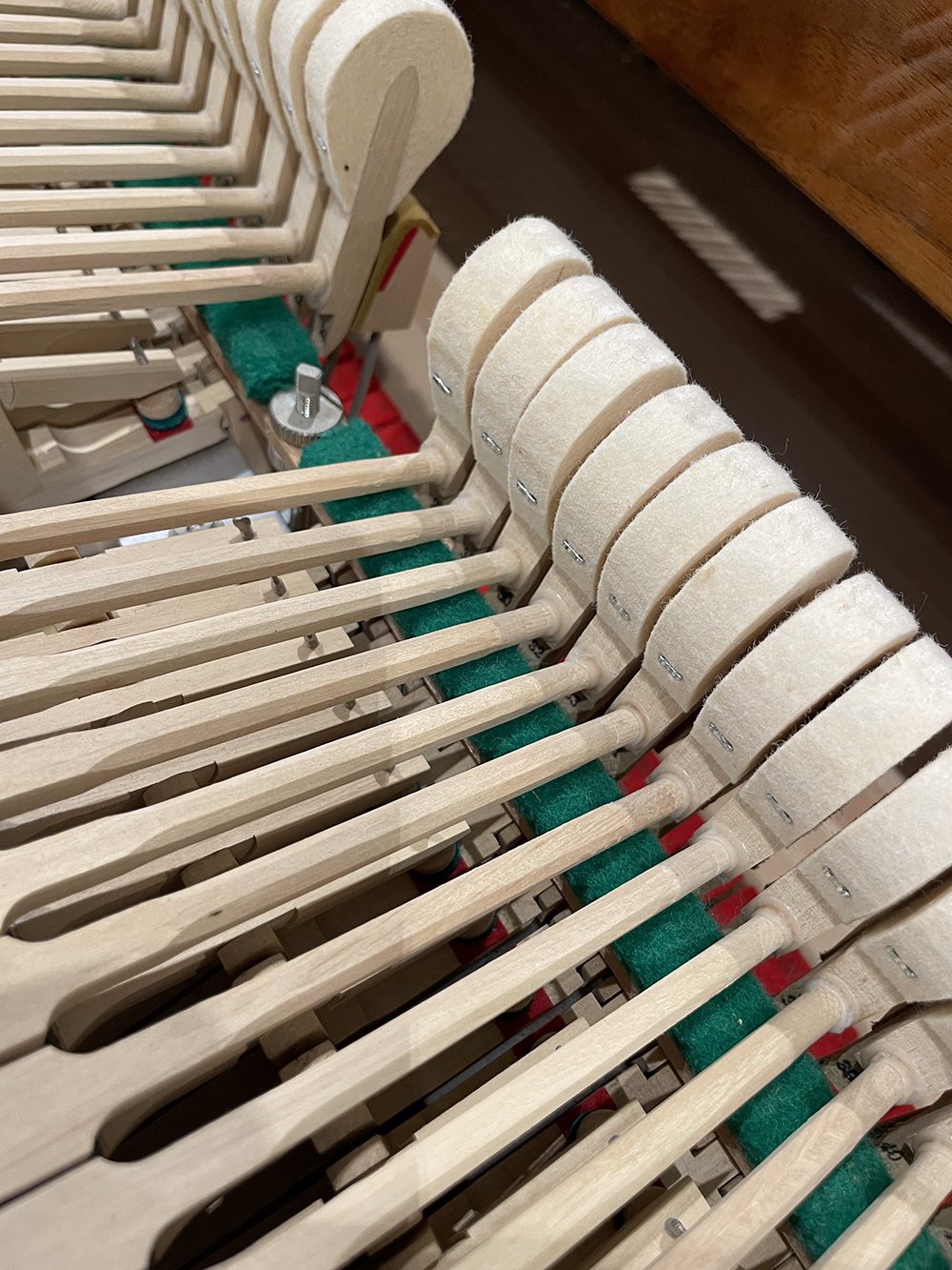 Baby grand piano - Reid Sohn - Image 15