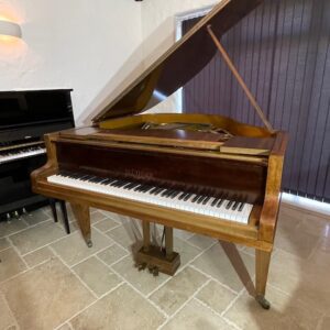 used,restored,bluthner,baby,grand,piano,affordable