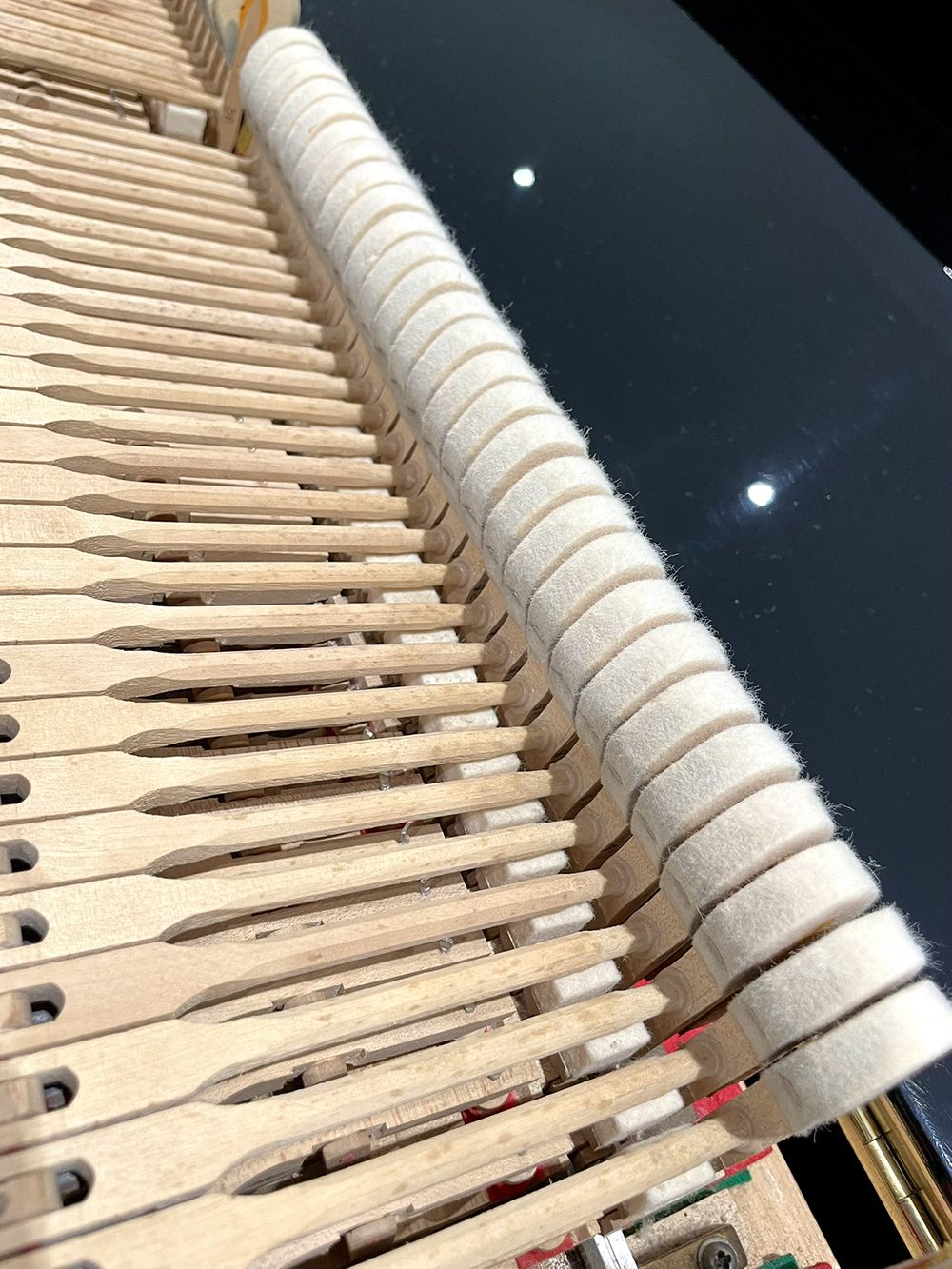 Young Chang baby grand piano - Image 9
