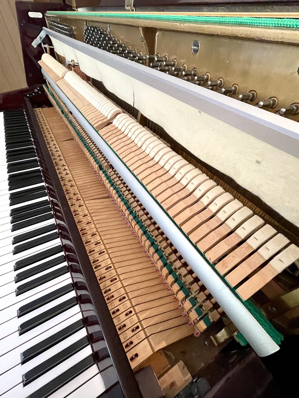 Waldstein upright piano in high gloss Mahogany - Image 8