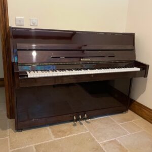 affordable,used,high,gloss,upright,piano,young,chang